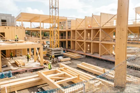 holzbau baustelle